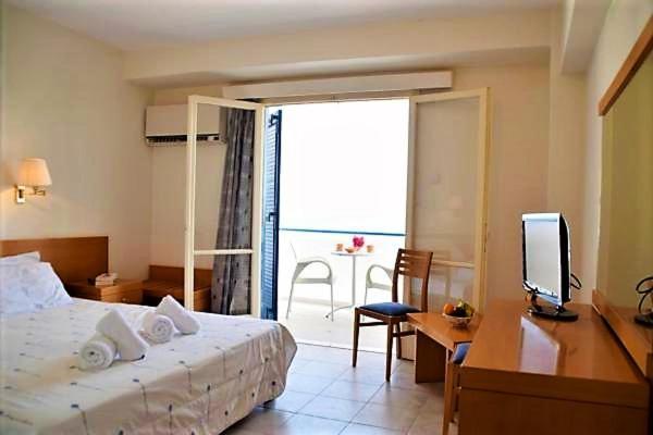 Attica Hotel Ephie Vathí Kültér fotó